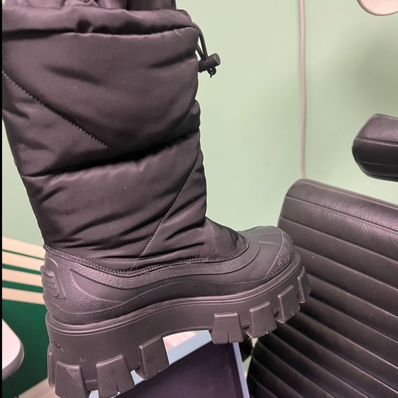 Black Prada Boots, size 6.5 women’s us - Picture 4 of 5